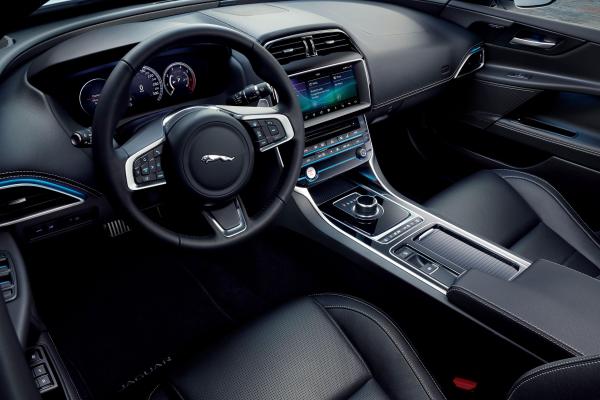 Jaguar Xe 300 Sport, 2019 Автомобили, Роскошные Автомобили, HD, 2K, 4K